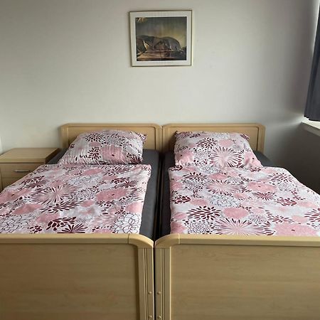 Zimmer Vermietung Hannover พัทเทนเซน ภายนอก รูปภาพ