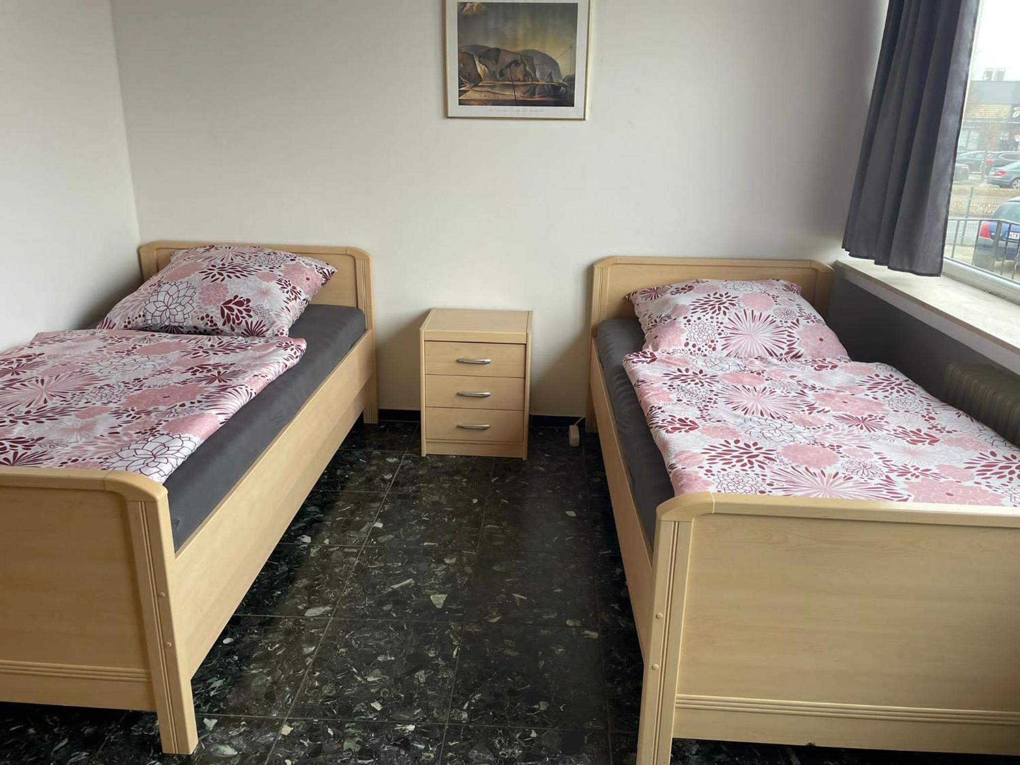 Zimmer Vermietung Hannover พัทเทนเซน ภายนอก รูปภาพ